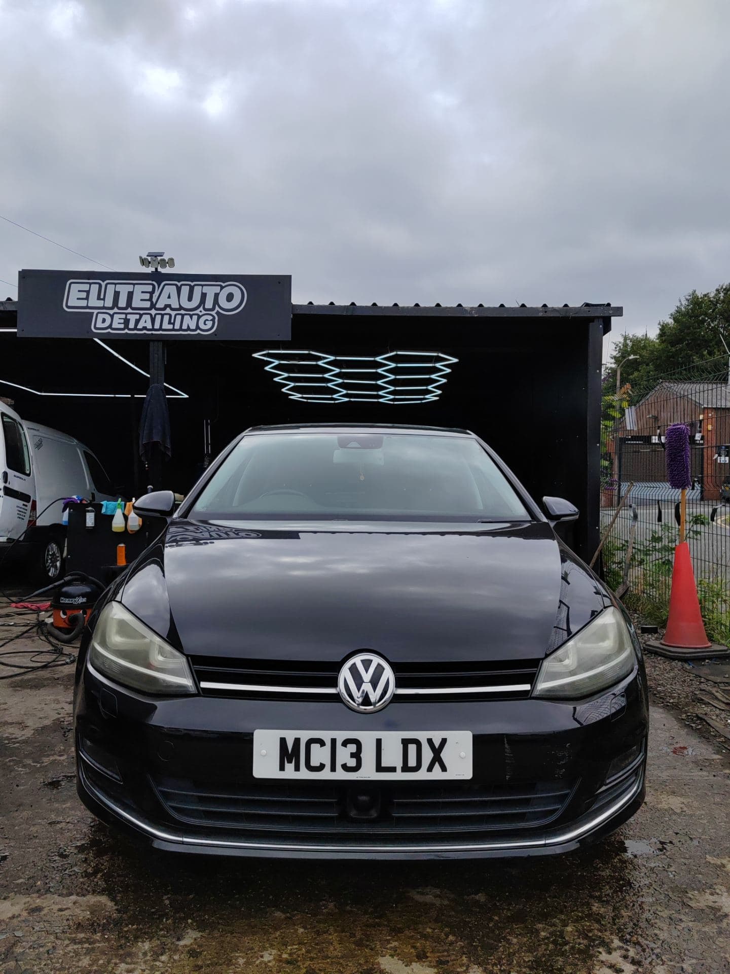 VW Golf before detailing