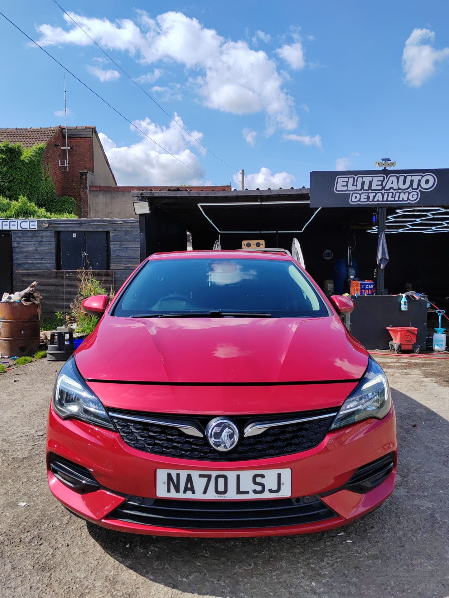 Vauxhall Astra before detailing