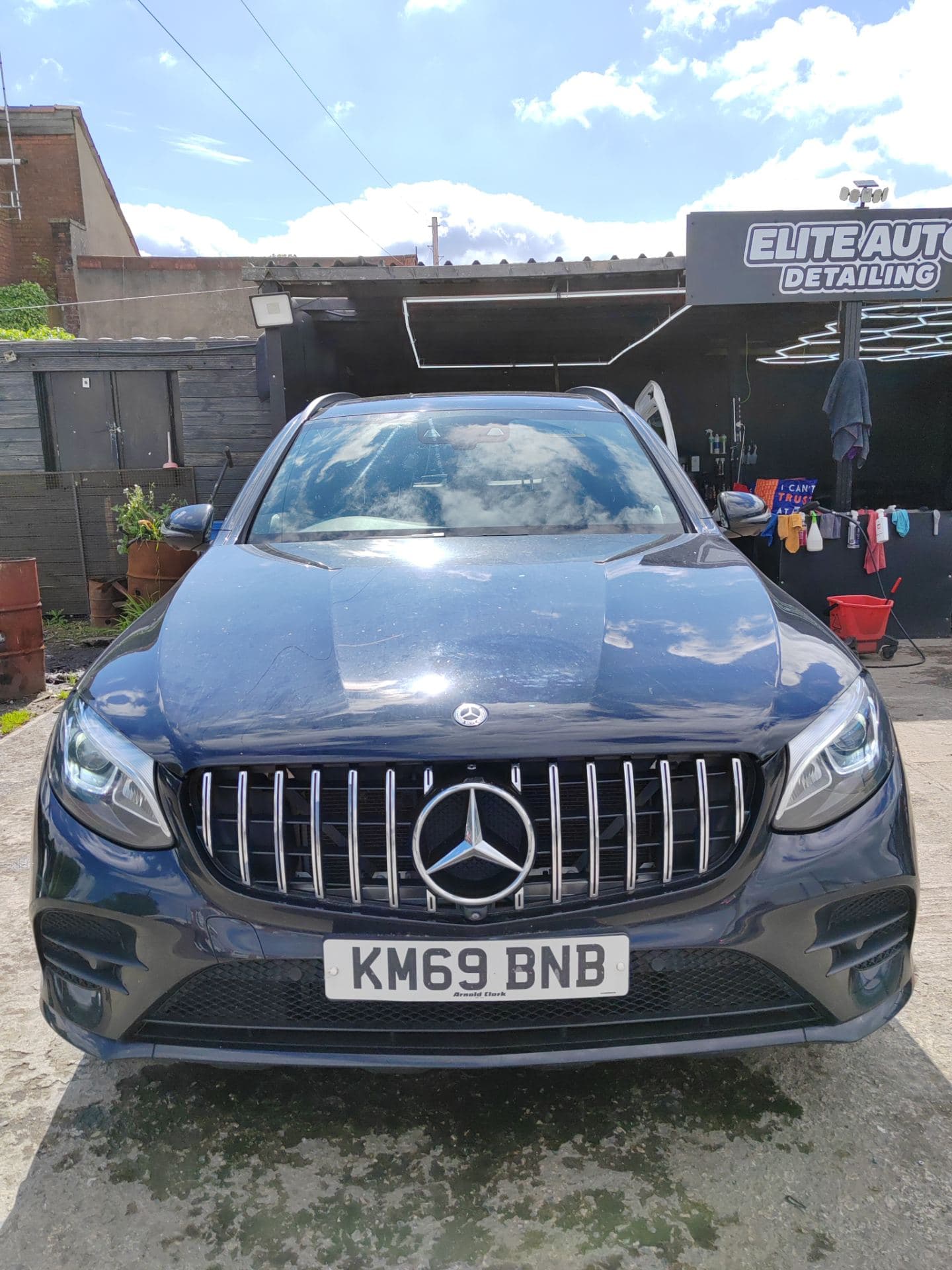 Mercedes GLC before detailing