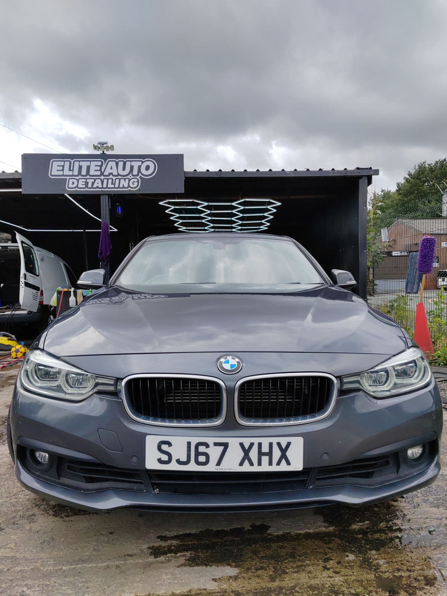 BMW 330e before detailing